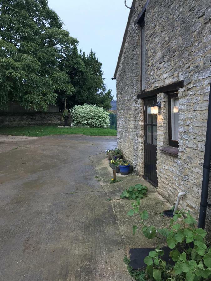 Troy'S Barn Apartman Brackley  Kültér fotó